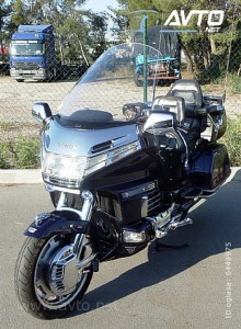 Honda GOLDWING GL 1500 SE (2)